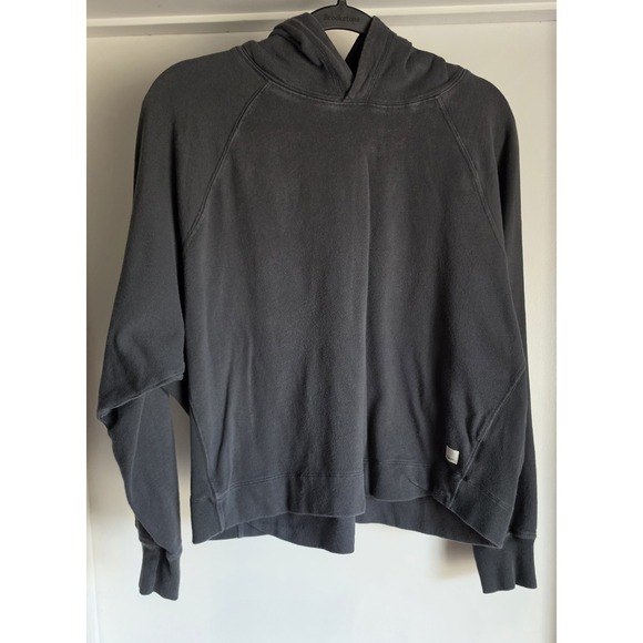 Vuori Tops - Vuori Women's Hoodie S Grey Solid Long Sleeve Pullover Sweatshirt Athleisure